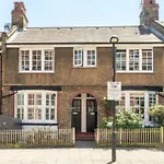 Quaint Edwardian Cottage